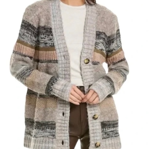 Cabi Boyfriend Button Cardigan Sweater Sz.M Neutral Browns Gray - Picture 11 of 11